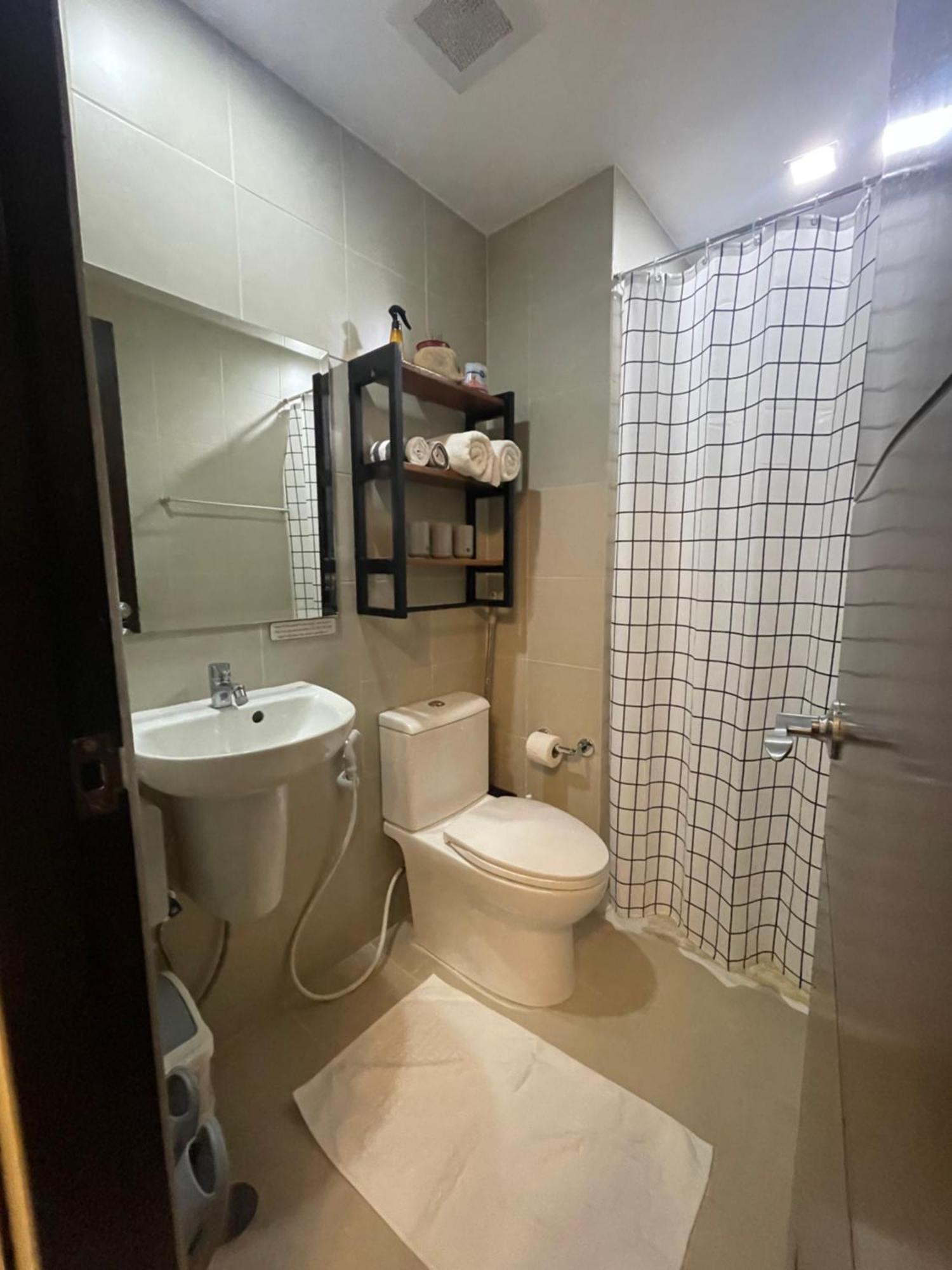 Condo Home With Fast Wifi In Bacolod City Zewnętrze zdjęcie