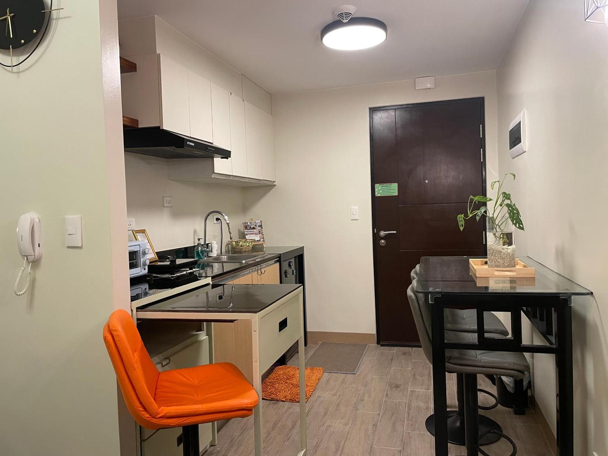 Condo Home With Fast Wifi In Bacolod City Zewnętrze zdjęcie